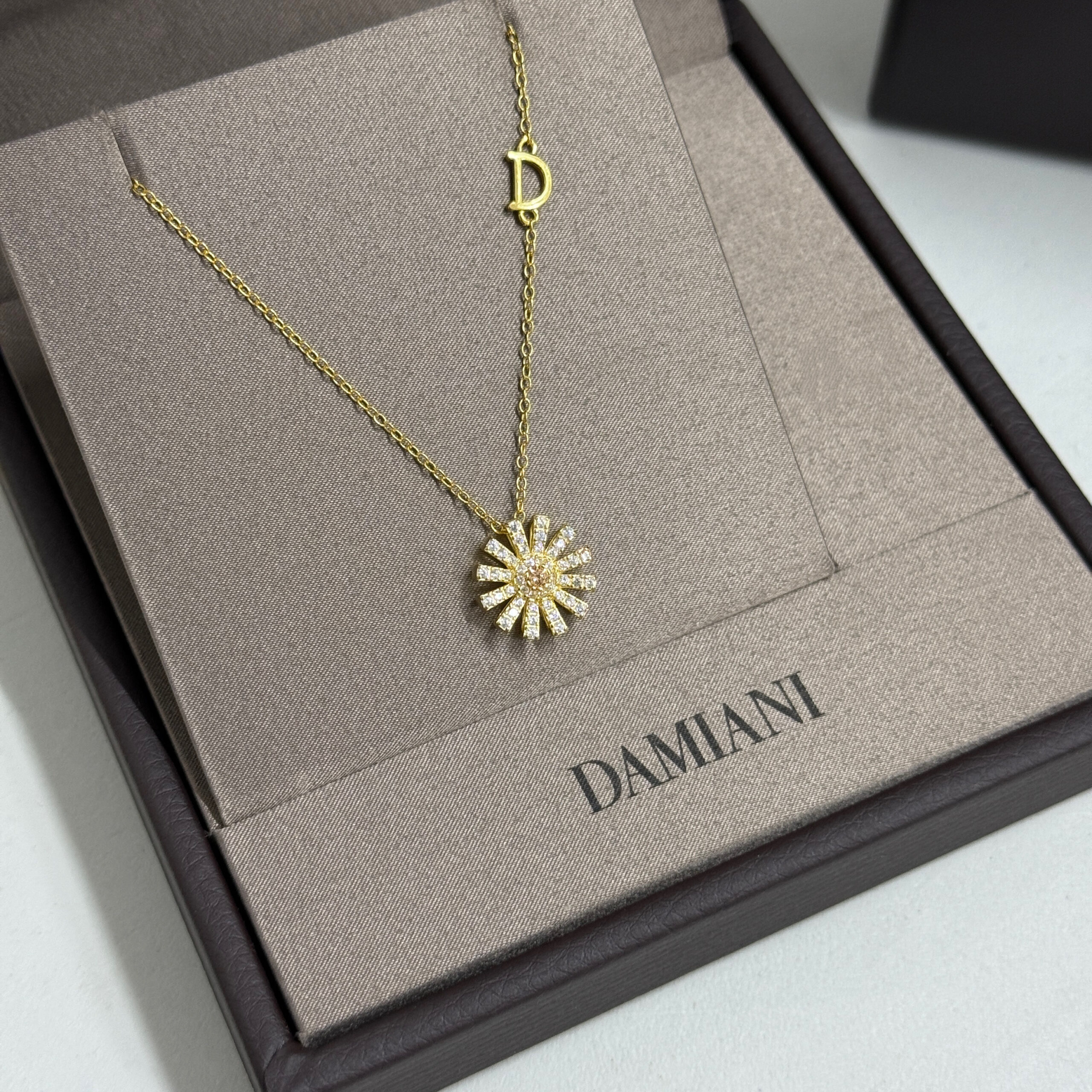 925 Sterling Silver Daisy Necklace - Image 2